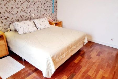 Casa à venda com 326m², 3 quartos e 6 vagas