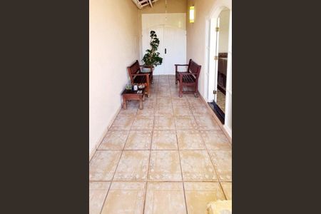 Casa à venda com 326m², 3 quartos e 6 vagas