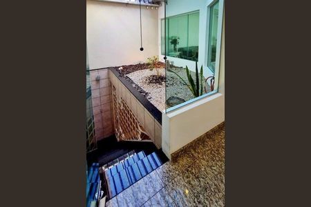Casa à venda com 326m², 3 quartos e 6 vagas