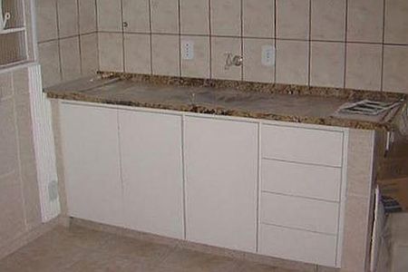 Casa à venda com 138m², 2 quartos e 3 vagas