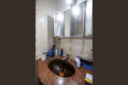 Casa à venda com 157m², 3 quartos e 3 vagasBanheiro