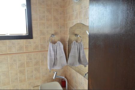 Casa à venda com 350m², 3 quartos e 5 vagasLavabo