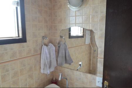 Casa à venda com 350m², 3 quartos e 5 vagasLavabo