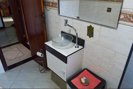 Casa à venda com 350m², 3 quartos e 5 vagasBanheiro