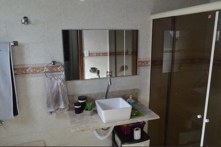 Casa à venda com 350m², 3 quartos e 5 vagasBanheiro da Suíte