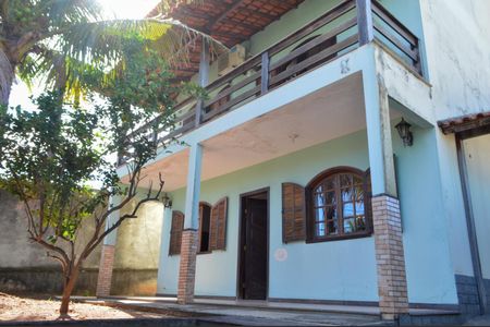 Casa à venda com 350m², 3 quartos e 5 vagasFachada