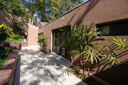 Casa à venda com 462m², 3 quartos e 4 vagasQuintal