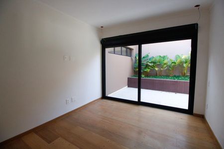 Casa à venda com 462m², 3 quartos e 4 vagasSuíte 3