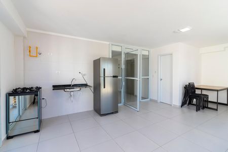 Apartamento à venda com 31m², 1 quarto e sem vaga Apartamento à venda com 31m², 1 quarto e sem vagaÁrea comum - Salão de festas
