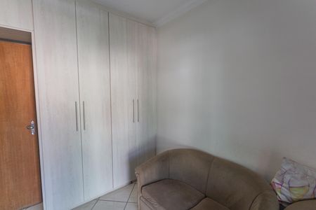 Casa à venda com 222m², 3 quartos e 2 vagas Casa à venda com 222m², 3 quartos e 2 vagasQuarto 2