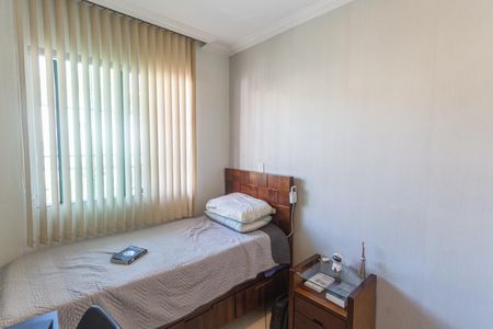 Casa à venda com 222m², 3 quartos e 2 vagas Casa à venda com 222m², 3 quartos e 2 vagasQuarto 1