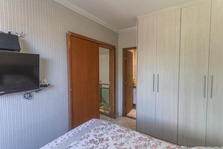 Casa à venda com 222m², 3 quartos e 2 vagas Casa à venda com 222m², 3 quartos e 2 vagasSuíte