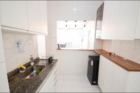 Apartamento à venda com 60m², 2 quartos e sem vaga Apartamento à venda com 60m², 2 quartos e sem vagaCozinha