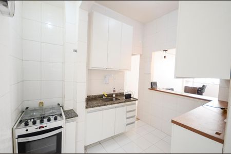Apartamento à venda com 60m², 2 quartos e sem vaga Apartamento à venda com 60m², 2 quartos e sem vagaCozinha