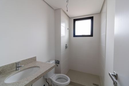 Apartamento à venda com 70m², 2 quartos e 2 vagasBanheiro da Suíte
