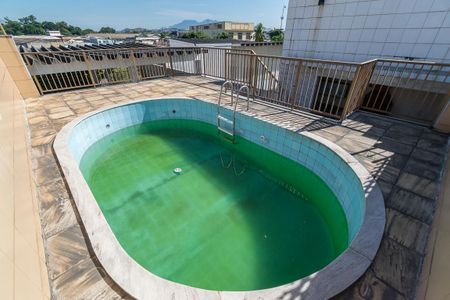 Casa à venda com 500m², 4 quartos e 3 vagas Casa à venda com 500m², 4 quartos e 3 vagasTerraço - Piscina