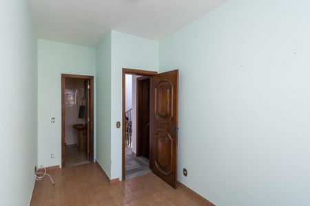 Casa à venda com 500m², 4 quartos e 3 vagas Casa à venda com 500m², 4 quartos e 3 vagasQuarto de Serviço