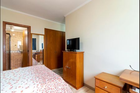 Apartamento à venda com 93m², 3 quartos e 2 vagas Apartamento à venda com 93m², 3 quartos e 2 vagasSuíte