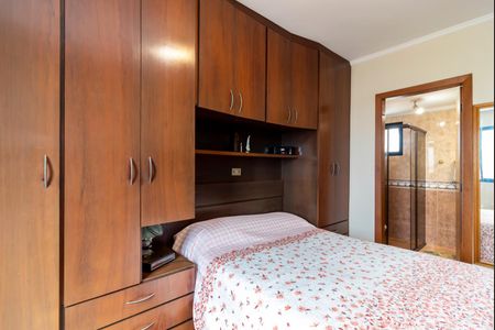 Apartamento à venda com 93m², 3 quartos e 2 vagas Apartamento à venda com 93m², 3 quartos e 2 vagasSuíte