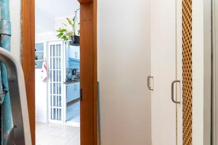 Apartamento à venda com 93m², 3 quartos e 2 vagas Apartamento à venda com 93m², 3 quartos e 2 vagasBanheiro de Serviço