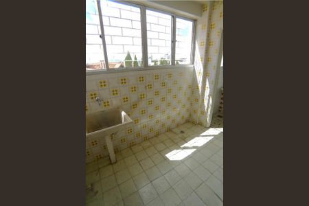 Apartamento à venda com 100m², 3 quartos e 2 vagas Apartamento à venda com 100m², 3 quartos e 2 vagasÁrea de Serviço