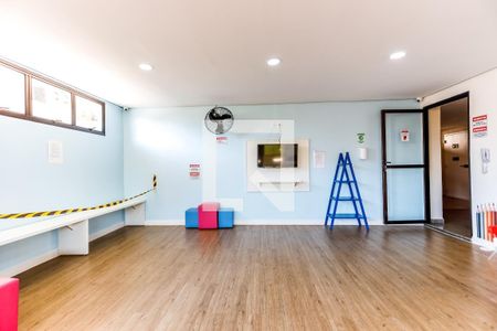 Apartamento à venda com 82m², 3 quartos e 2 vagas Apartamento à venda com 82m², 3 quartos e 2 vagasÁrea comum - Brinquedoteca