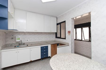 Apartamento à venda com 82m², 3 quartos e 2 vagas Apartamento à venda com 82m², 3 quartos e 2 vagasCozinha