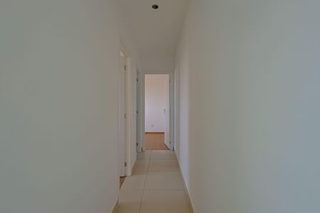 Apartamento à venda com 57m², 2 quartos e 1 vaga Apartamento à venda com 57m², 2 quartos e 1 vagaCorredor