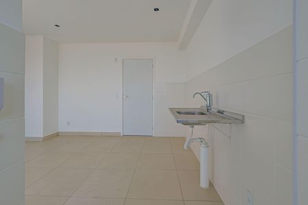 Apartamento à venda com 57m², 2 quartos e 1 vaga Apartamento à venda com 57m², 2 quartos e 1 vagaCozinha e Área de Serviço
