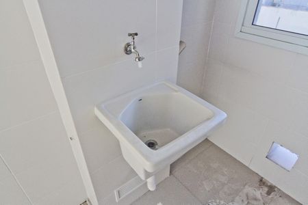 Apartamento à venda com 42m², 2 quartos e sem vagaCozinha e Área de Serviço