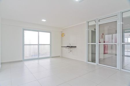 Apartamento à venda com 42m², 2 quartos e sem vagaÁrea comum - Salão de festas