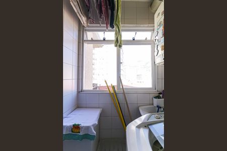 Apartamento à venda com 72m², 3 quartos e 1 vagaÁrea de Serviço