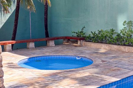 Apartamento à venda com 72m², 3 quartos e 1 vagaÁrea comum - Piscina