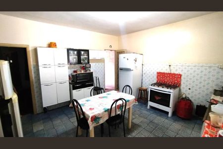 Casa à venda com 211m², 2 quartos e 2 vagas Casa à venda com 211m², 2 quartos e 2 vagasFoto 12