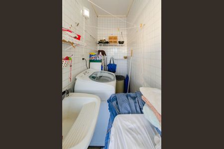 Apartamento à venda com 156m², 3 quartos e 4 vagas Apartamento à venda com 156m², 3 quartos e 4 vagasÁrea de Serviço