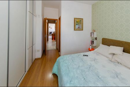 Apartamento à venda com 156m², 3 quartos e 4 vagas Apartamento à venda com 156m², 3 quartos e 4 vagasSuíte