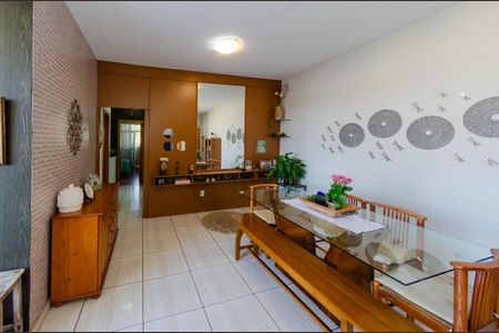 Apartamento à venda com 156m², 3 quartos e 4 vagas Apartamento à venda com 156m², 3 quartos e 4 vagasSala