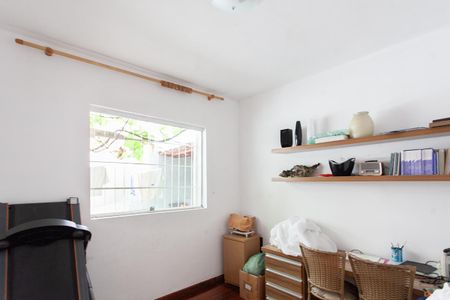 Casa à venda com 280m², 3 quartos e 4 vagas Casa à venda com 280m², 3 quartos e 4 vagasQuarto 1