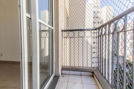 Apartamento à venda com 59m², 2 quartos e 1 vaga Apartamento à venda com 59m², 2 quartos e 1 vagaVaranda