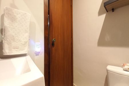 Apartamento à venda com 116m², 3 quartos e 2 vagas Apartamento à venda com 116m², 3 quartos e 2 vagasBanheiro Social