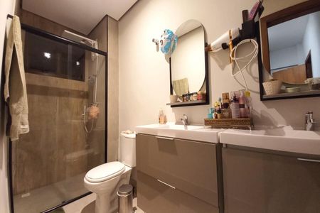 Apartamento à venda com 116m², 3 quartos e 2 vagas Apartamento à venda com 116m², 3 quartos e 2 vagasBanheiro da Suíte