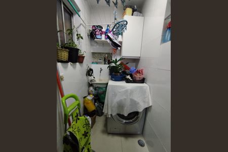 Apartamento à venda com 67m², 2 quartos e 1 vagaÁrea de Serviço