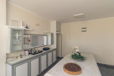 Apartamento para alugar com 492m², 4 quartos e 2 vagas Apartamento para alugar com 492m², 4 quartos e 2 vagasCopa