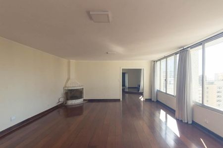 Apartamento para alugar com 492m², 4 quartos e 2 vagas Apartamento para alugar com 492m², 4 quartos e 2 vagasSala