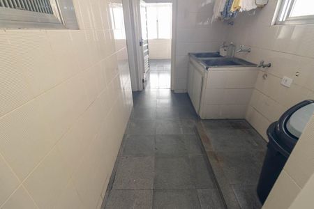 Apartamento para alugar com 492m², 4 quartos e 2 vagas Apartamento para alugar com 492m², 4 quartos e 2 vagasÁrea de Serviço