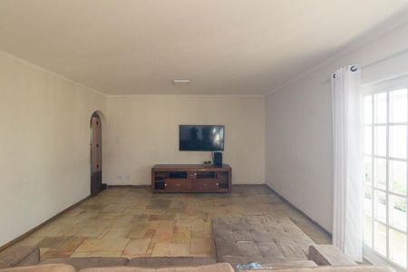 Apartamento para alugar com 492m², 4 quartos e 2 vagas Apartamento para alugar com 492m², 4 quartos e 2 vagasSala de TV