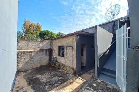 Casa à venda com 180m², 3 quartos e 2 vagas Casa à venda com 180m², 3 quartos e 2 vagasQuintal