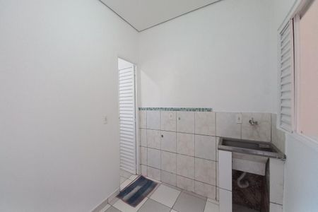 Casa à venda com 180m², 3 quartos e 2 vagas Casa à venda com 180m², 3 quartos e 2 vagasCasa 2 - Área de Serviço