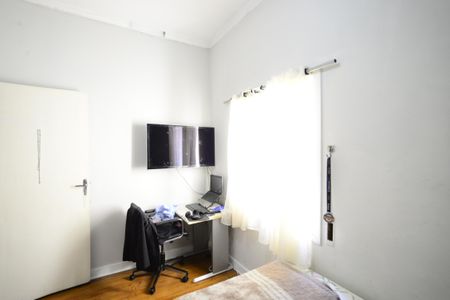 Casa à venda com 240m², 4 quartos e 1 vaga Casa à venda com 240m², 4 quartos e 1 vagaQuarto 1