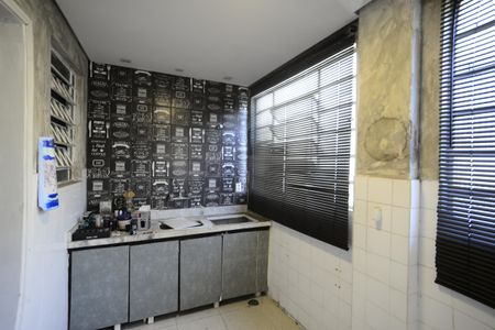 Casa à venda com 240m², 4 quartos e 1 vaga Casa à venda com 240m², 4 quartos e 1 vagaÁrea de Serviço
